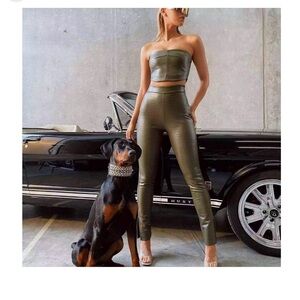 NWT Meshki Anabelle High Waisted Faux Croc Skinny Pants  in Khaki